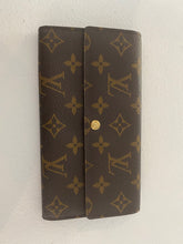 Load image into Gallery viewer, Authentic preowned Louis Vuitton monogram Sarah wallet