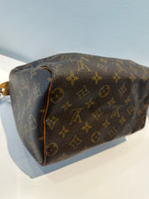 Load image into Gallery viewer, Authentic preowned Louis Vuitton speedy 25