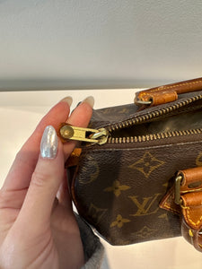 Authentic preowned Louis Vuitton speedy 25